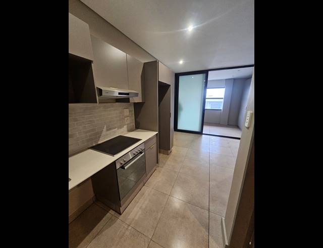 1 BEDROOM APARTMENT FOR SALE IN SANDOWN